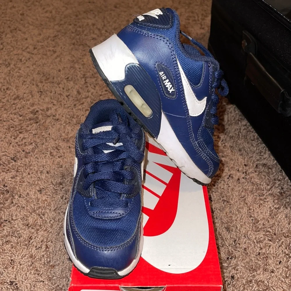 Nike AirMax 90 Kids Navy Blue and White Sneakers